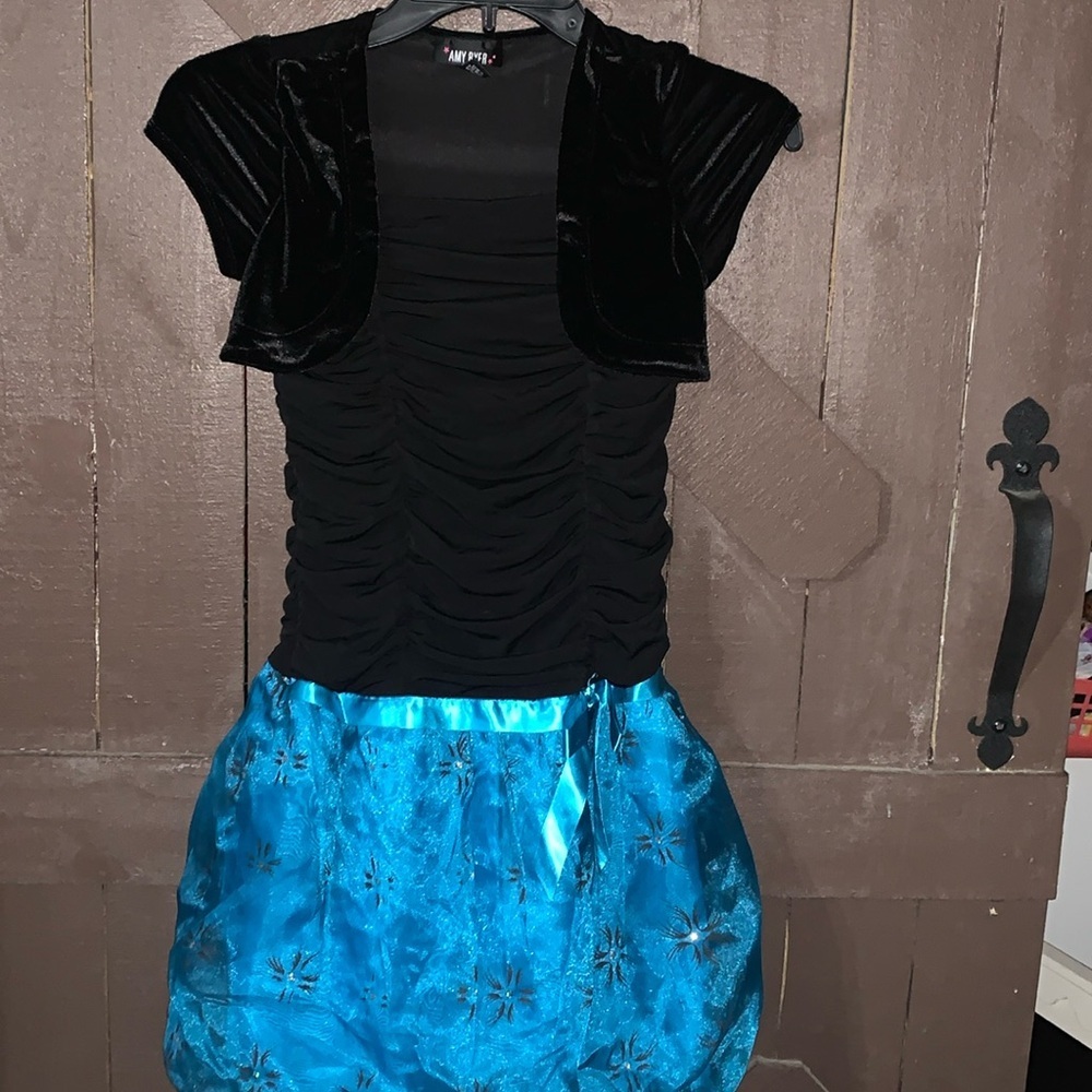 Amy Byer- girls dress